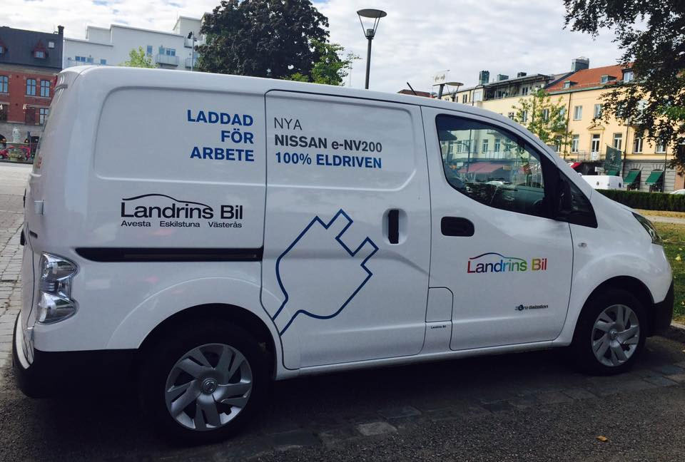 Eskilstuna Stadsmissions egna elbil - Tack Landrins Bil och Klara fastigheter!